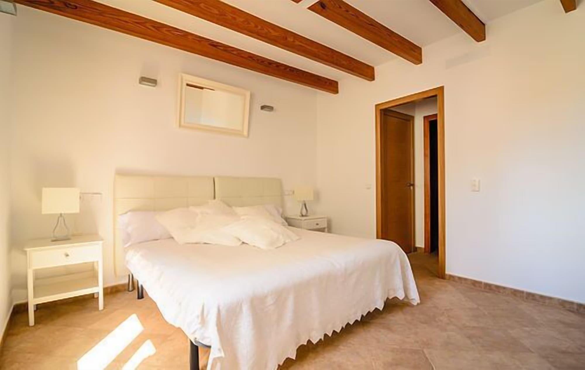 Embat - Hostel Montuiri  Zewnętrze zdjęcie